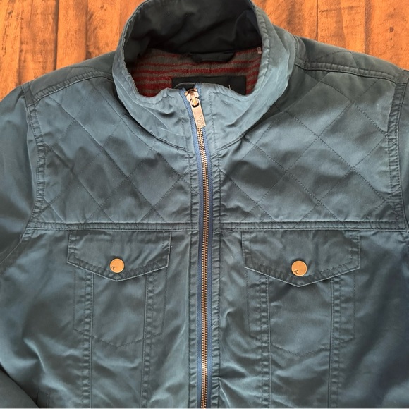 Toad & Co. Kenai Quilted Jacket - Picture 3 of 14